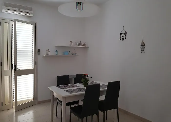 Дом отдыха Baia House 88